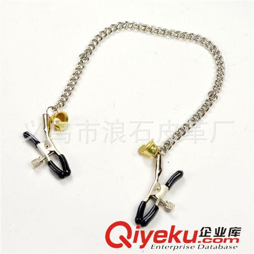 情趣鈴鐺乳夾 調(diào)情刺激另外玩具 新款長鏈?zhǔn)解忚K乳夾 女用乳夾成人刺激調(diào)情工具原始圖片2