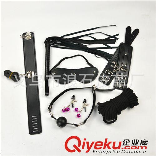 情趣組合套裝 超值成人用品情趣皮革七件套 捆綁束縛項圈口塞皮鞭手鏈扣乳夾
