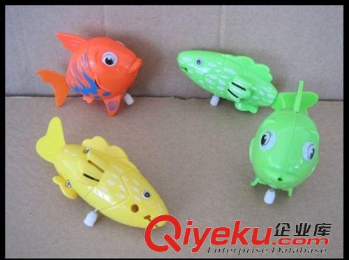 游泳|沐浴|洗澡相關(guān) 嬰兒洗澡玩具魚兒童小玩具游水發(fā)條魚 上鏈游水魚 很迷你哦！2859原始圖片2