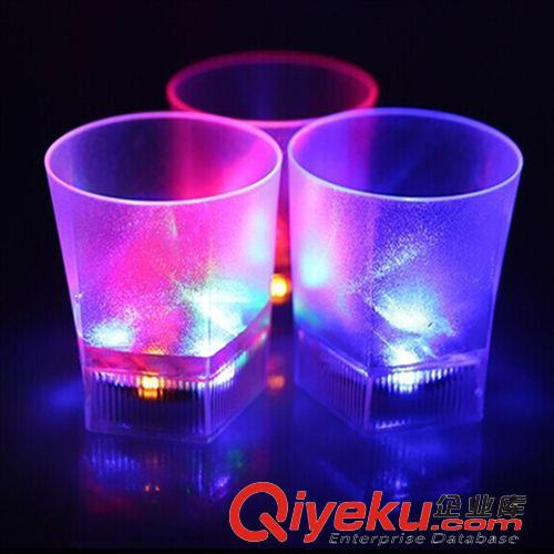 閃光主打系列 感應磨砂杯 LED閃光杯 水感應發光杯透明杯夜光杯 酒吧KTV派對原始圖片2