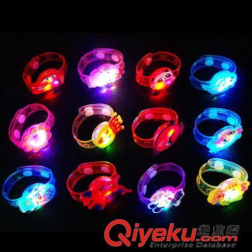 節日派對用品 閃光手鐲 LED發光手鐲 閃光手環 閃光手腕帶 夏季夜市地攤熱賣