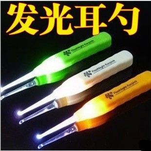 热销商品 T1元店带led灯发光耳勺婴儿灯光宝宝掏耳勺挖耳勺耳挖儿童洁耳器