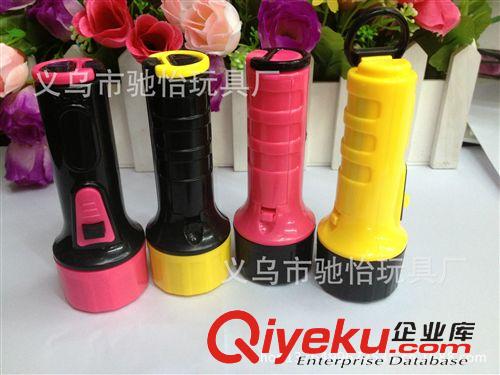 塑料LED手電筒 淘寶熱銷 精美 美觀大方LED強光塑料手電筒 5號電池照明迷你手電