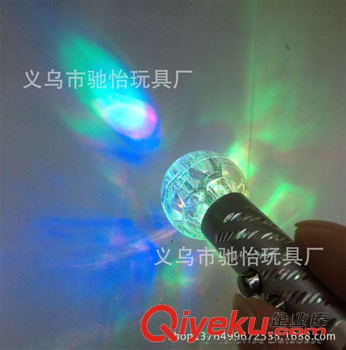 多功能激光 廠家直銷  迷你多功能刻花桿激光燈 彩燈快閃激光燈