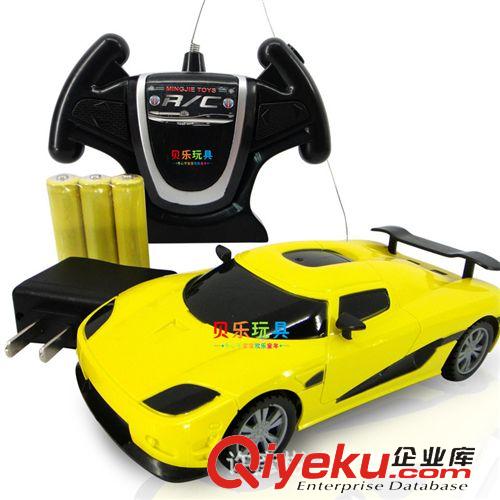 遙控系列玩具 批發1：22越野四通遙控警車  帶方向盤帶充電電池遙控越野車1.1