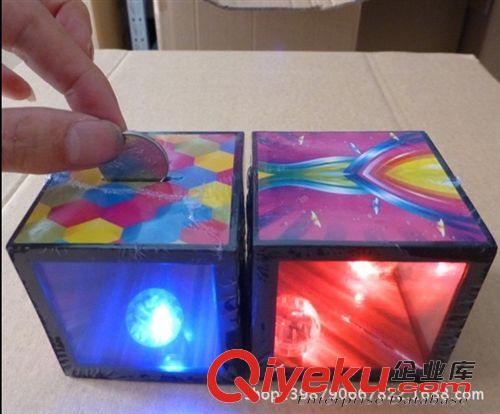 發(fā)光玩具 閃光魔幻儲錢罐原始圖片2