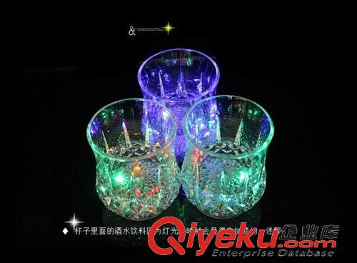 杯子 水感應骷髏杯、KTV酒吧專用杯、發光杯、LED閃光杯