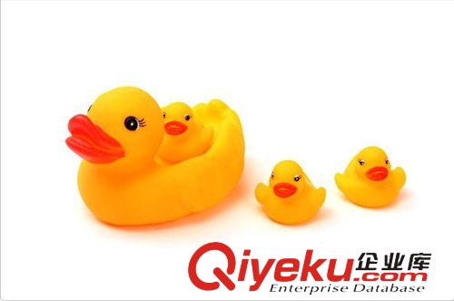 沙灘玩具 戲水鴨子 每袋1大3小 寶寶洗澡網(wǎng)鴨子 益智玩具 母子鴨一家三口原始圖片3