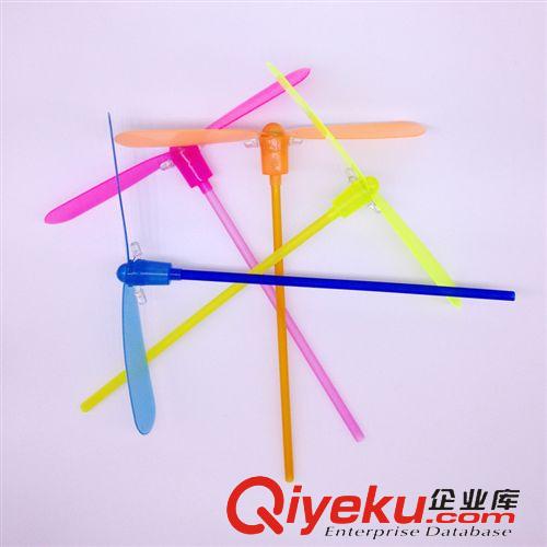 玩具用品 發(fā)光竹蜻蜓閃光小玩具批發(fā)創(chuàng)意新奇小玩意兒會飛的玩具兒童wanju