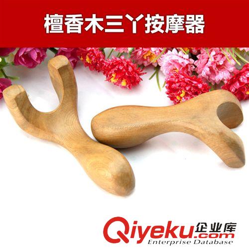 泰國東巴工藝品 供應(yīng) 水檀木三Yam棒風(fēng)情竹木制品廠,專業(yè)生產(chǎn)按摩器,am棒