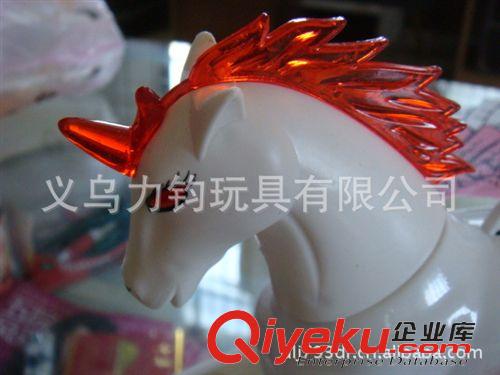 電動玩具 火爆促銷電動飛馬 飛馬廠家 飛馬玩具 會叫 頭部會亮原始圖片2