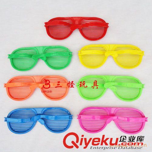 胡子,眼鏡,鼻子,耳朵等 供應節日派對用品 化妝舞會用品游戲用品 表演用品 百葉窗眼鏡原始圖片2