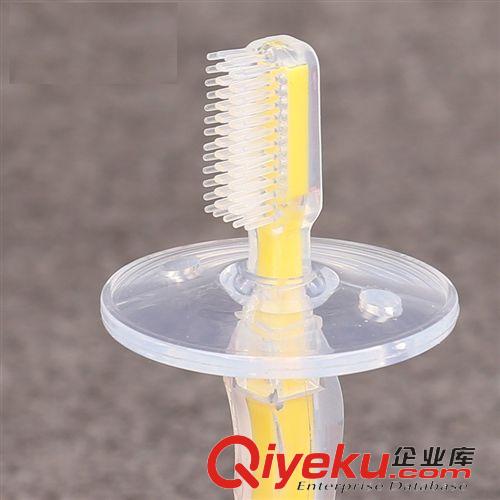 1月新品 廠家直銷 新款嬰幼兒訓(xùn)練硅膠牙刷 寶寶專用軟毛口腔護(hù)理乳牙牙刷原始圖片2