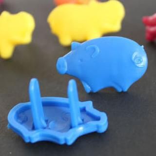 tj產(chǎn)品 寶寶防觸電 兒童動(dòng)物造型2孔兩腳兩相插座電源保護(hù)蓋 8個(gè)裝原始圖片3