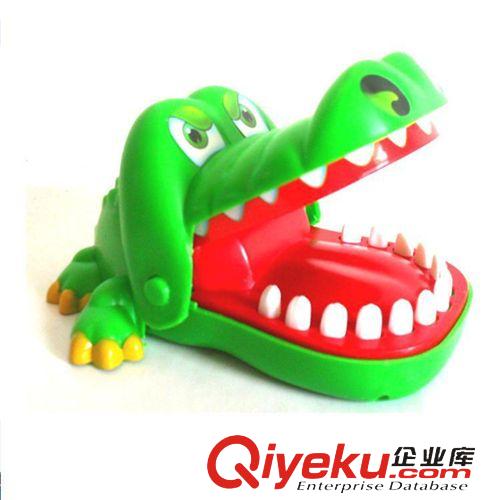 嬰幼兒玩具 嬰兒小搖鼓 傳統玩具龍紋手柄益智吉祥撥浪鼓 鍛煉寶寶聽力和手腕
