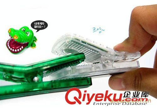 計(jì)算器 N008 趣味辦公用品 太陽能計(jì)算器 迷你卡片計(jì)算器 計(jì)算器批發(fā)