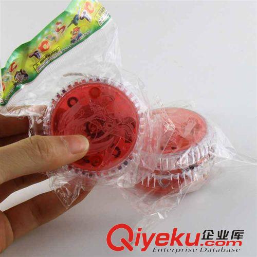 陀螺悠悠 新品發(fā)光悠悠球/溜溜球 閃光玩具球 兒童禮品地?cái)傌浽礋豳u義烏原始圖片2