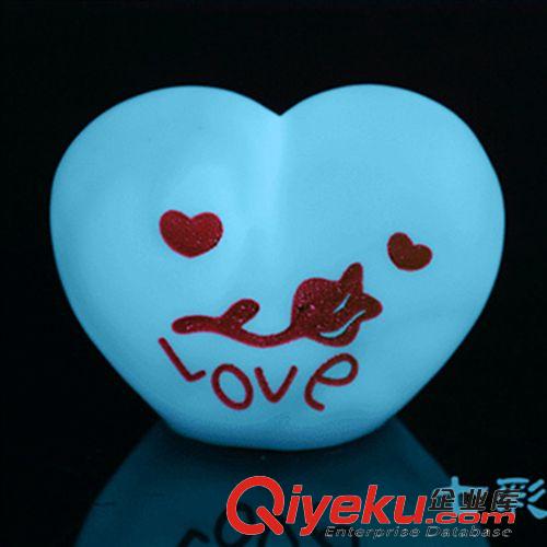 七彩小夜燈 地攤熱賣批發 LOV愛心小夜燈花燈 義烏小商品創意發晚間裝飾品原始圖片3