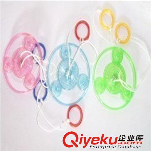 發(fā)光玩具 創(chuàng)意拉線閃光飛輪 手拉夜光飛輪 飛輪玩具 地攤夜市發(fā)光玩具拉哨原始圖片2