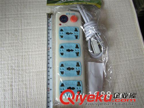 接線插座 開(kāi)關(guān)多用長(zhǎng)線插排。9.9元店10元店貨源，日用百貨貨源原始圖片2