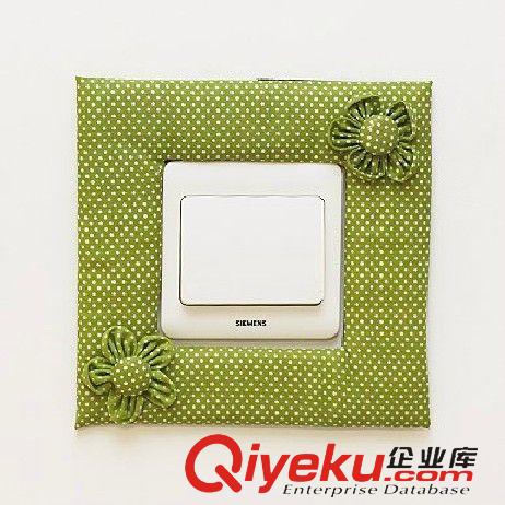 精品貼紙 布藝開關(guān)貼批發(fā) 時尚家居田園布藝花朵小圓點(diǎn)加棉開關(guān)貼套 4色原始圖片2