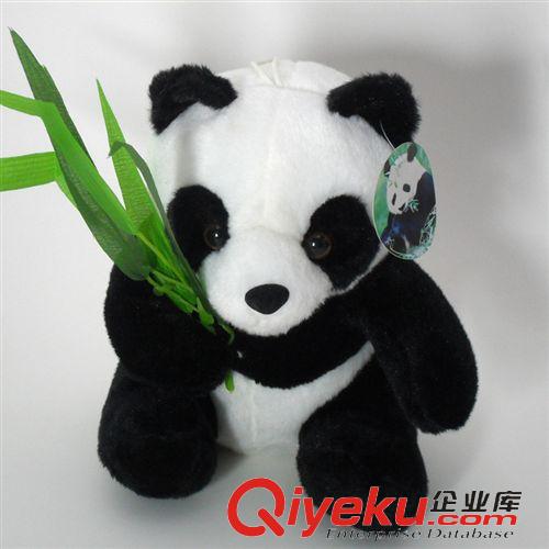 填充玩具系列 廠家直銷毛絨玩具駝背熊貓 毛絨玩具批發(fā)帶竹葉熊貓玩具批發(fā)原始圖片3