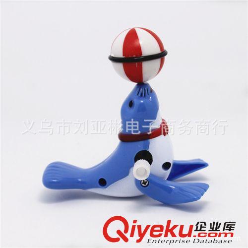 上鏈玩具類 上鏈發(fā)條玩具 上鏈海獅海豚頂球 會(huì)頂球轉(zhuǎn)圈 義烏玩具小額混批原始圖片2