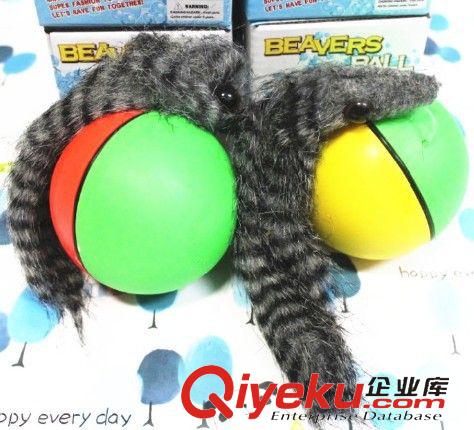 其他益智玩具 電動動物精靈鼠熱銷地攤王電動新款海貍球 節(jié)能電動海貍包郵原始圖片3