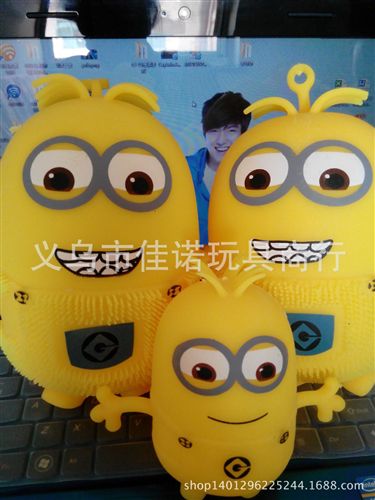 地攤閃光玩具 地攤熱銷TPR5節(jié)軟膠毛球  發(fā)光充氣玩具 軟膠玩具毛毛蟲 閃光