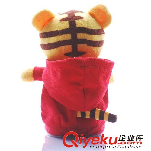 錄音電動(dòng)玩具 廠家供應(yīng)毛絨玩具 機(jī)芯電動(dòng)玩具老虎公仔 錄音穿衣虎發(fā)聲搖擺公仔原始圖片3
