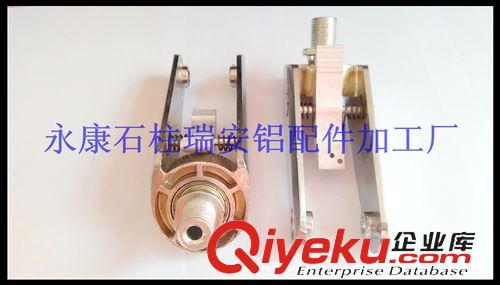 活力板、滑板 廠家專業生產供應活力板配件、鋁合金萬向輪可配80/100/110cm輪子