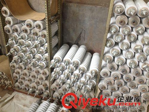 BE 除塵器電控設(shè)備通用備件 隔離開關(guān)動瓷瓶原始圖片3