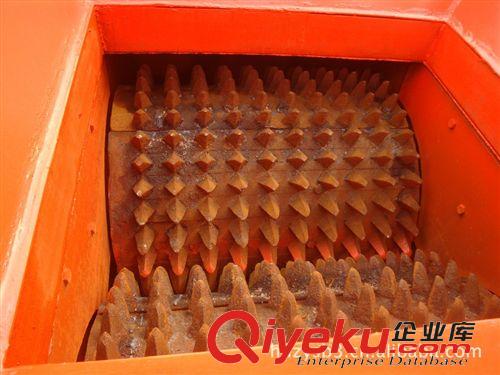 破碎設(shè)備 供應(yīng)狼牙破碎機(jī) 齒牙破碎機(jī)廠家 狼牙輥破碎機(jī) 雙齒輥式破碎機(jī)原始圖片2