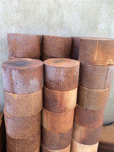 耐火、防火材料 廠家直銷耐火坩堝底座異型1500度