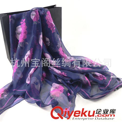 按材質(zhì)分類 麥家楊冪明星同款真絲絲巾玫瑰花骷髏圍巾 {bfb}桑蠶絲絲巾大方巾原始圖片2