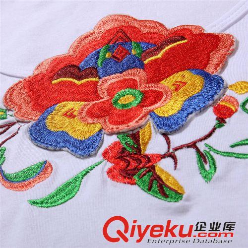 【經典款現貨】 M8607實拍2013新品 清新荷葉袖修身 女裝刺繡網紗t恤 短袖女 夏裝原始圖片3