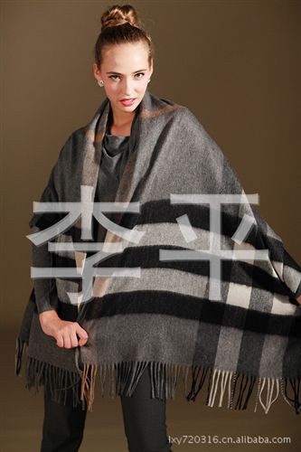 burberry絲巾圍巾披肩 韓版秋冬季新品b家 歐美時(shí)尚經(jīng)典款{bfb}山羊絨超大格圍巾披肩