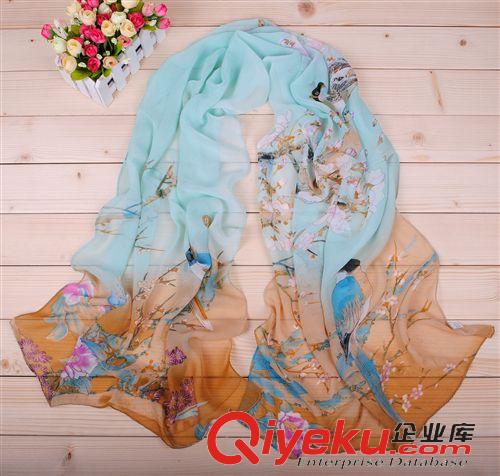 絲巾類（薄款） 義烏圍巾廠家新款喜鵲報春圖女士雪紡長絲巾批發(fā) 時尚秋冬款包郵原始圖片2