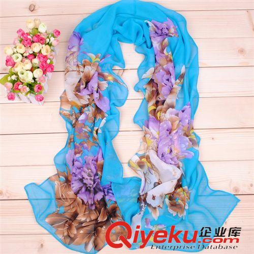 絲巾類（薄款） 雪紡圍巾批發(fā)新款時(shí)尚國(guó)花牡丹印花長(zhǎng)款柔軟絲巾 義烏廠家直銷原始圖片2