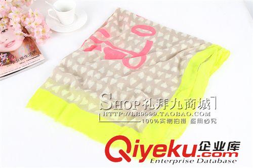 外貿尾單 B113外貿原單出口日本dp愛心字母LOVE大圍巾披肩原始圖片3