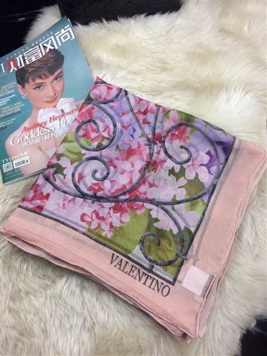 14年10月20日新款 2014歐美新款四季通用花朵藤蔓印花圍巾真絲桑蠶絲卷邊絲巾方巾原始圖片2