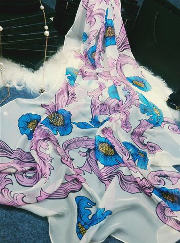 15年03月新款 奢華走秀款 芭家低調氣質 向陽花藤蔓真絲圍巾 披肩原始圖片2