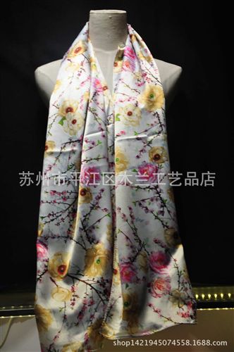 絲綢  緞面長(zhǎng)巾 2015廠家直銷批發(fā) 數(shù)碼噴繪 桃花型絲綢 女士圍巾原始圖片2