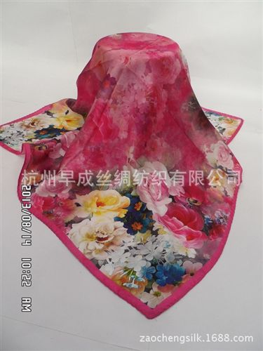 數(shù)碼噴繪絲巾Digital Print Scarve 經(jīng)典絲綢禮品 中國(guó)風(fēng)絲巾圍巾 數(shù)碼噴繪素縐緞方巾原始圖片2