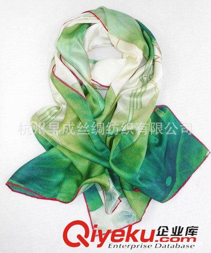 數(shù)碼噴繪絲巾Digital Print Scarve 杭州絲巾禮品熱賣 {bfb}桑蠶絲素縐緞數(shù)碼噴繪長巾圍巾 荷塘月色