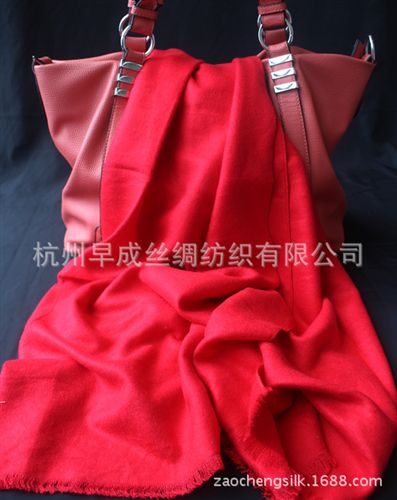 9月上新New Arrival 線下{mfl}經典素色圍巾 早成絲綢真絲拉絨圍巾超大披肩200*65CM原始圖片3
