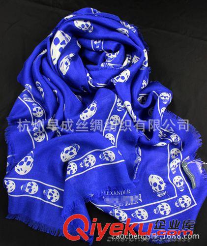 9月上新New Arrival 經(jīng)典骷髏頭圍巾披肩 柔軟舒適秋冬羊絨絲巾 拉須毛邊大方巾140CM原始圖片3