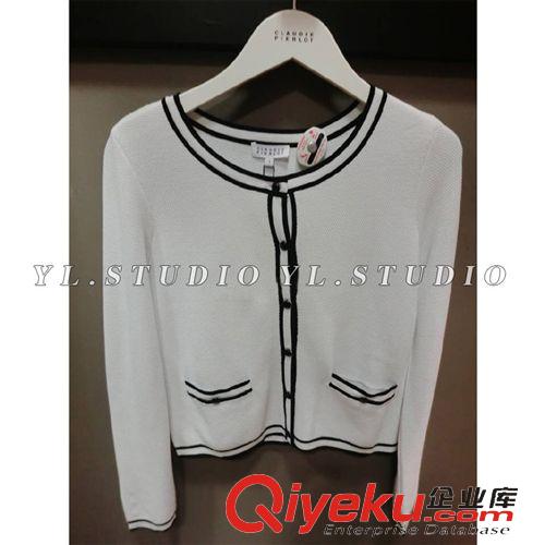 每期新品連載點擊 藍色狐貍毛加厚羽絨服現(xiàn)貨