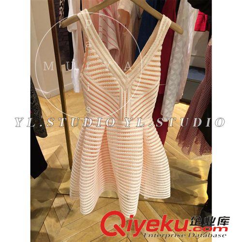 MAJE SANDRO  15春夏 maje 質感面料修身蓬蓬裙兩色 Rayure