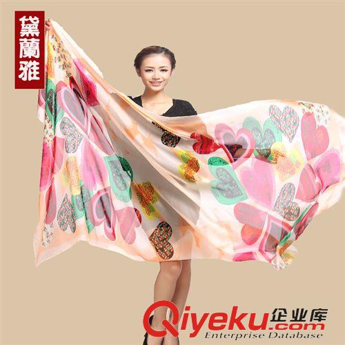 2015年印花新款 韓版爆款仿真絲印花gd絲巾 批發(fā) 廠家直銷  海蒂爆款印花圍巾廠